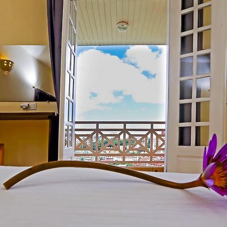 Le Lotus Bleu Hotel Антананариву Стая снимка