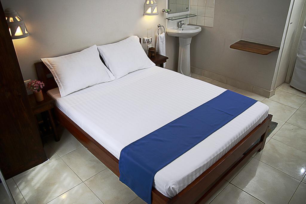 Le Lotus Bleu Hotel Антананариву Екстериор снимка