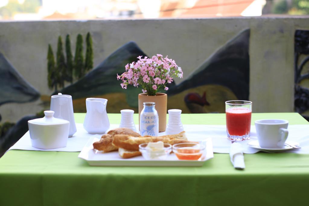Le Lotus Bleu Hotel Антананариву Екстериор снимка
